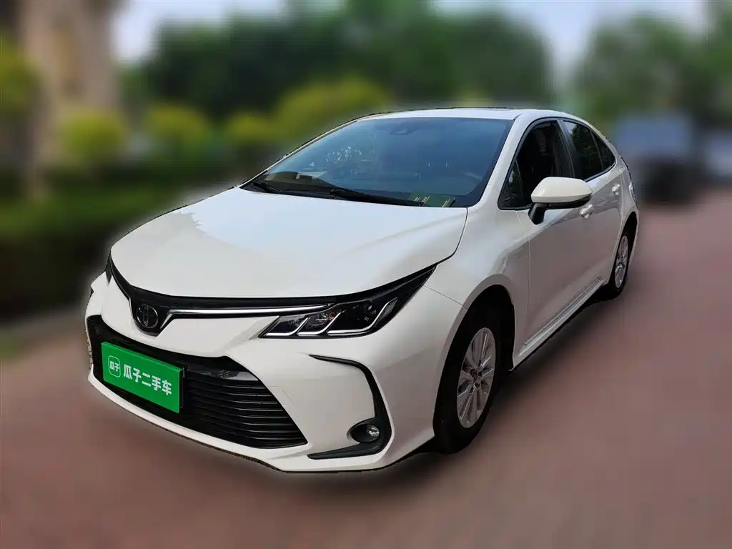Toyota Corolla 2019 1.2T S-CVT GL-i Elite Edition фото 2