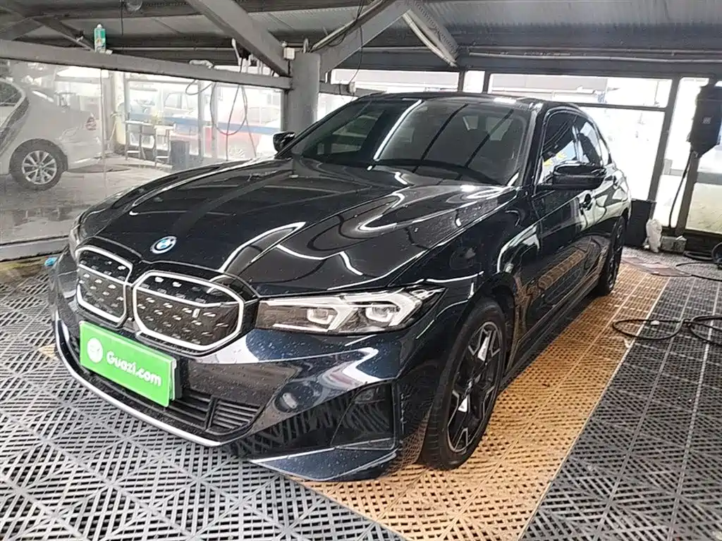 BMW i3 2023 eDrive 40 L Shadowline Package