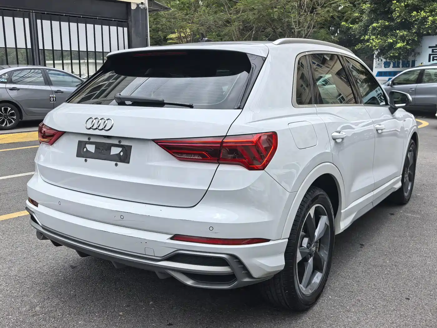 Audi Q3 2019 40 TFSI Fashion Dynamic фото 9