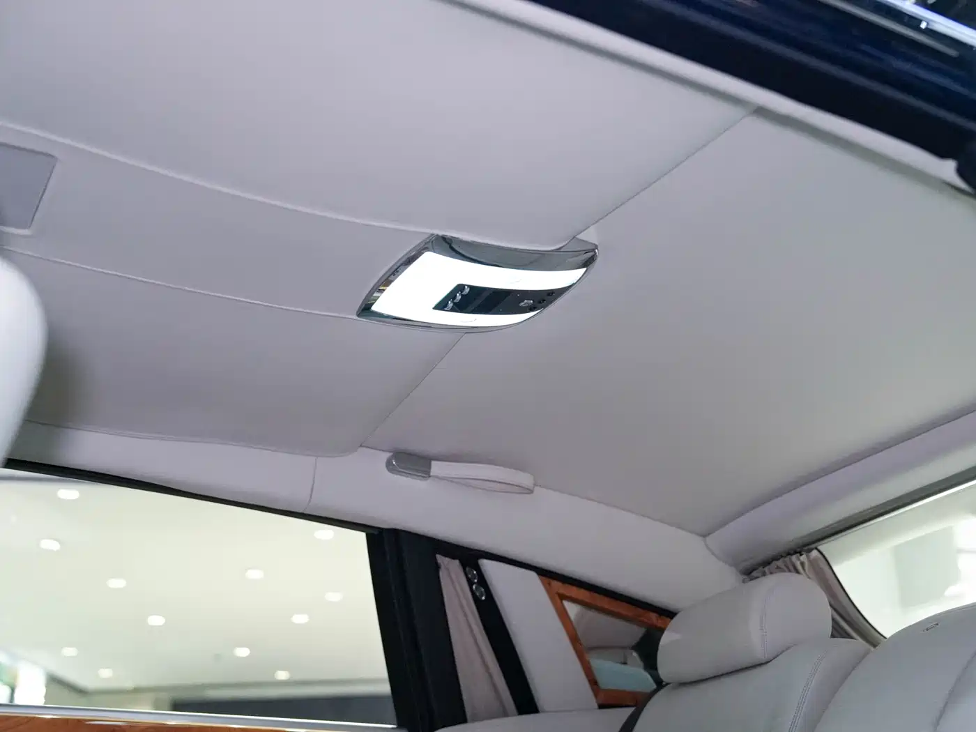 Rolls-Royce Phantom 2013 2013 6.7L Extended Wheelbase (EWB)