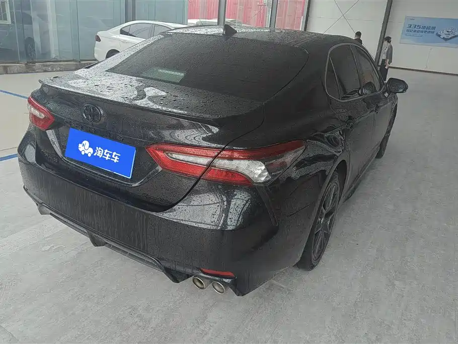 Toyota Camry 2022 2.5S Knight Edition фото 3