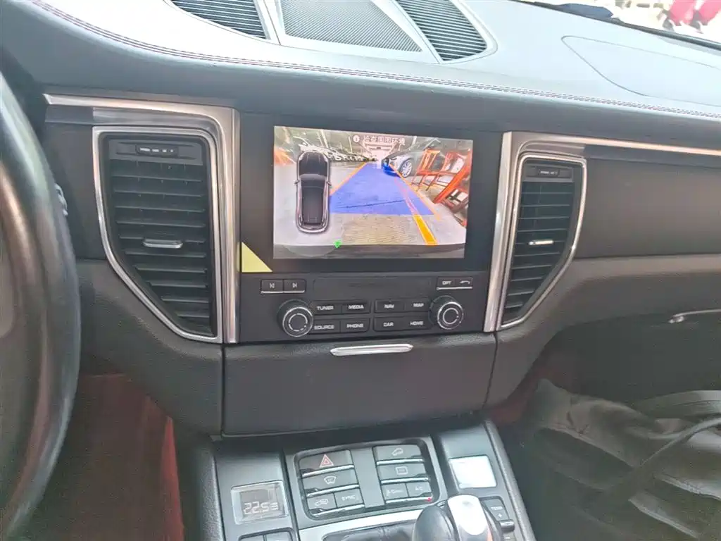 Porsche Macan 2017 Macan 2.0T фото 13