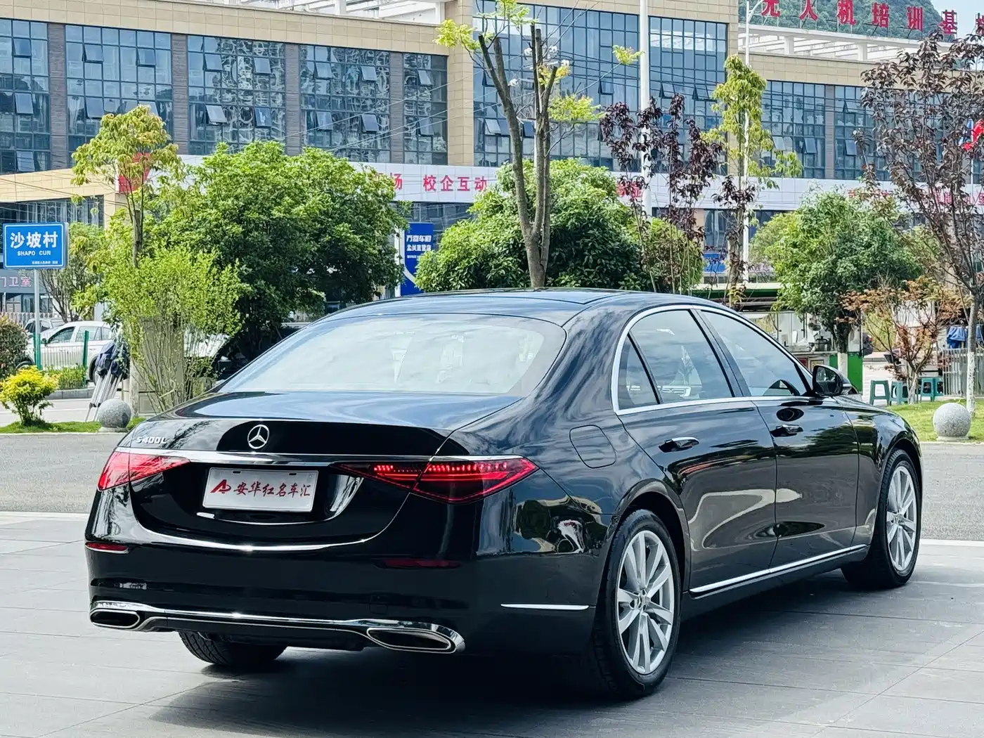 Mercedes-Benz S-Class 2024 S 400 L Business Edition фото 4