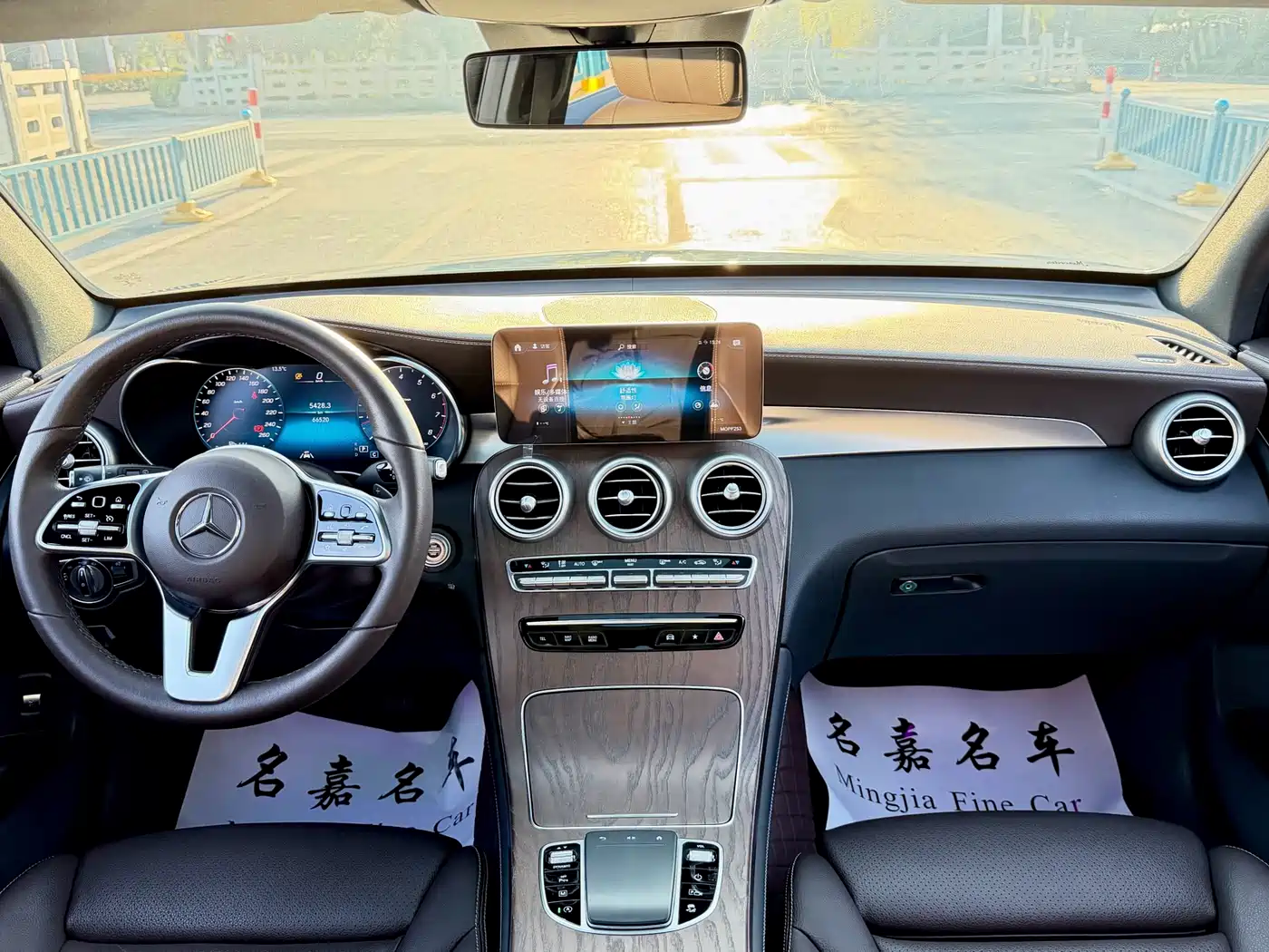 Mercedes-Benz GLC 2021 GLC 300 L 4MATIC Sporty фото 5