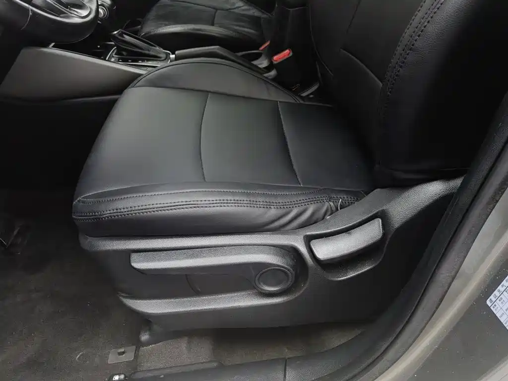 Kia Carens 2013 2.0L 7-Seat Auto Standard China IV фото 20