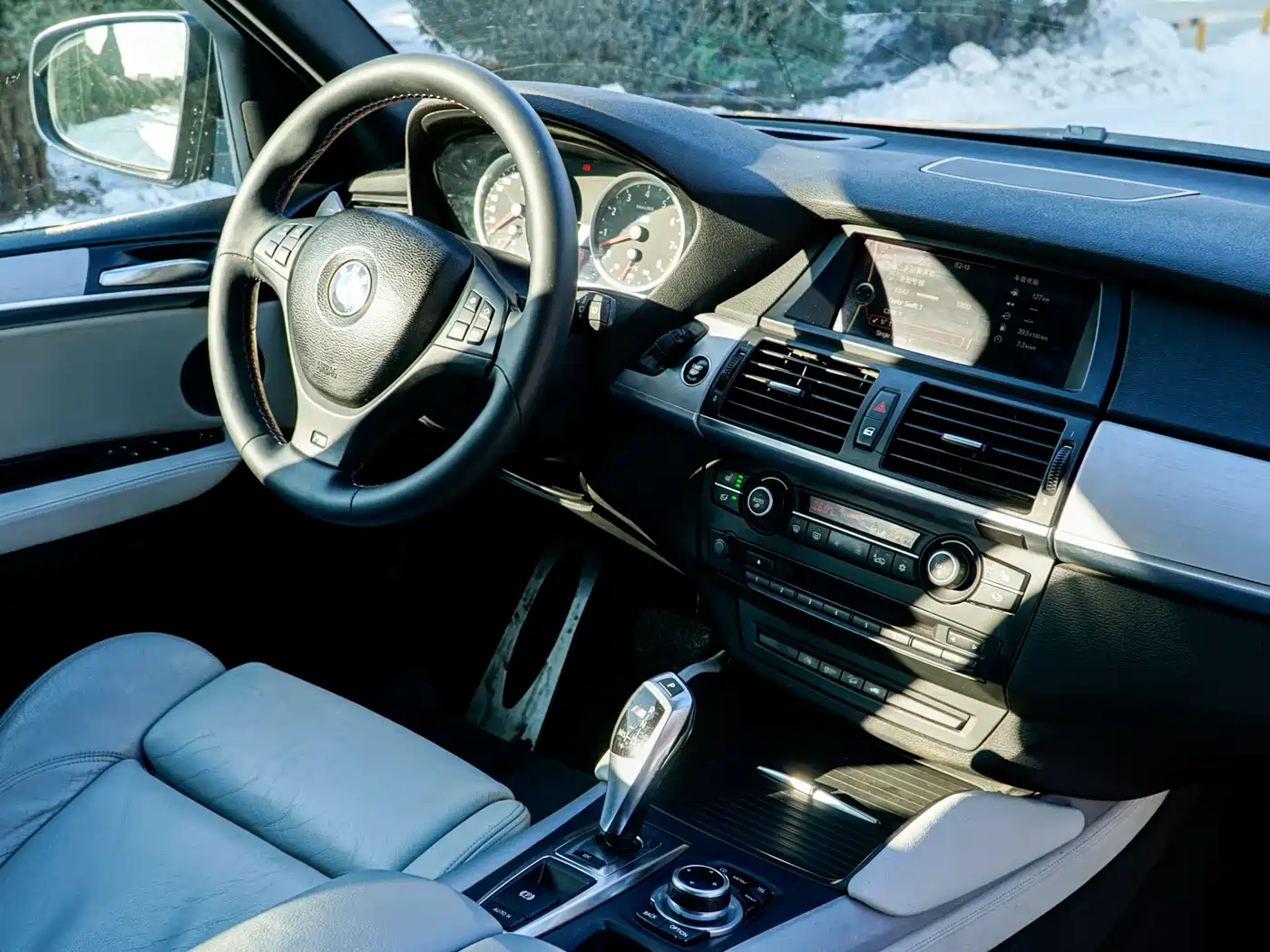 BMW X5 M 2010 X5 M фото 16