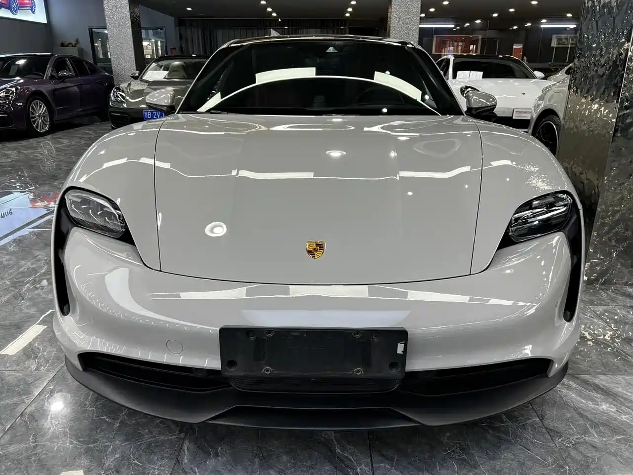 Porsche Taycan 2024 Taycan 4 фото 2
