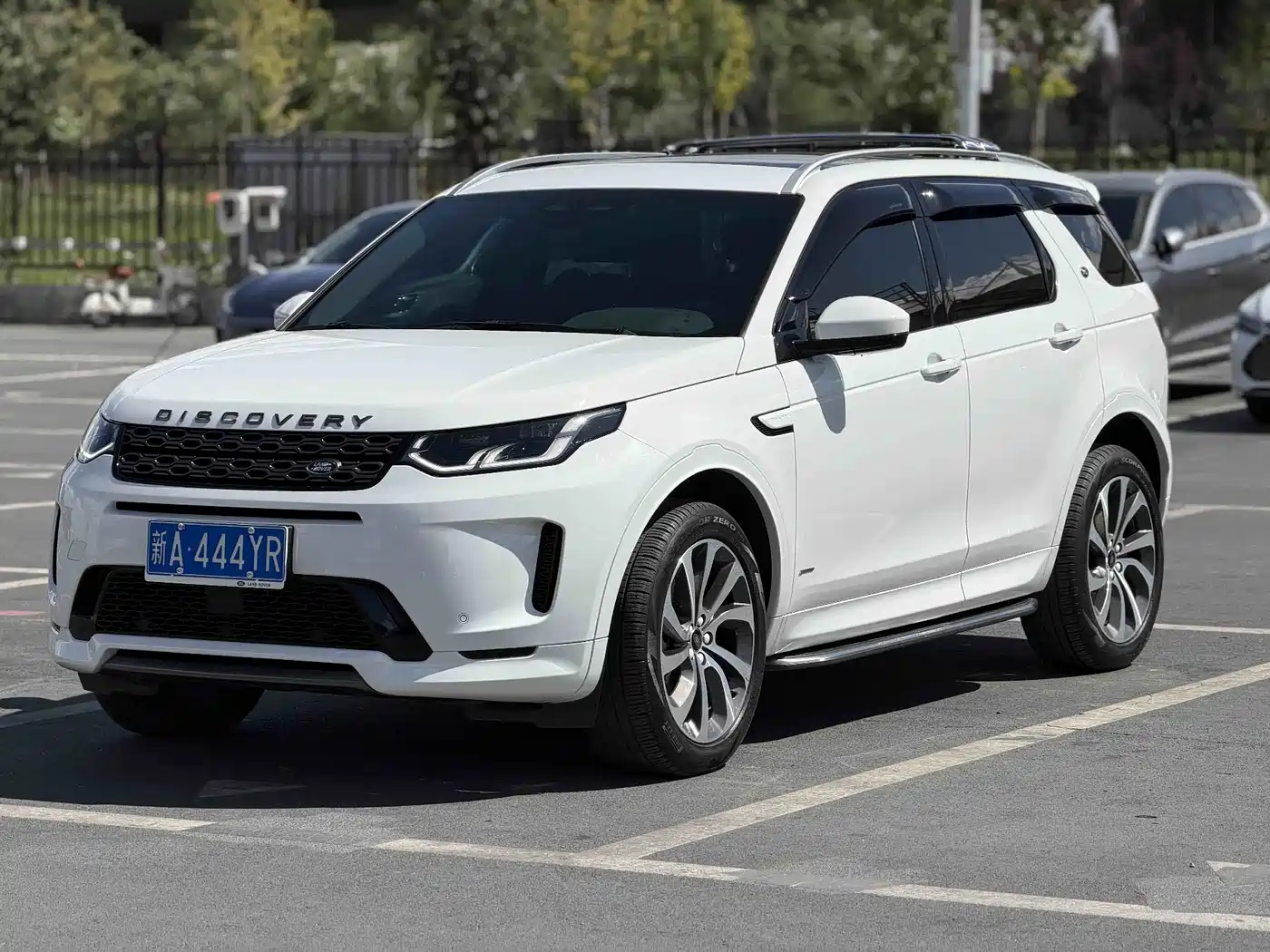 Land Rover Discovery Sport 2022 Model 249PS R-Dynamic S Performance Edition 5-Seater