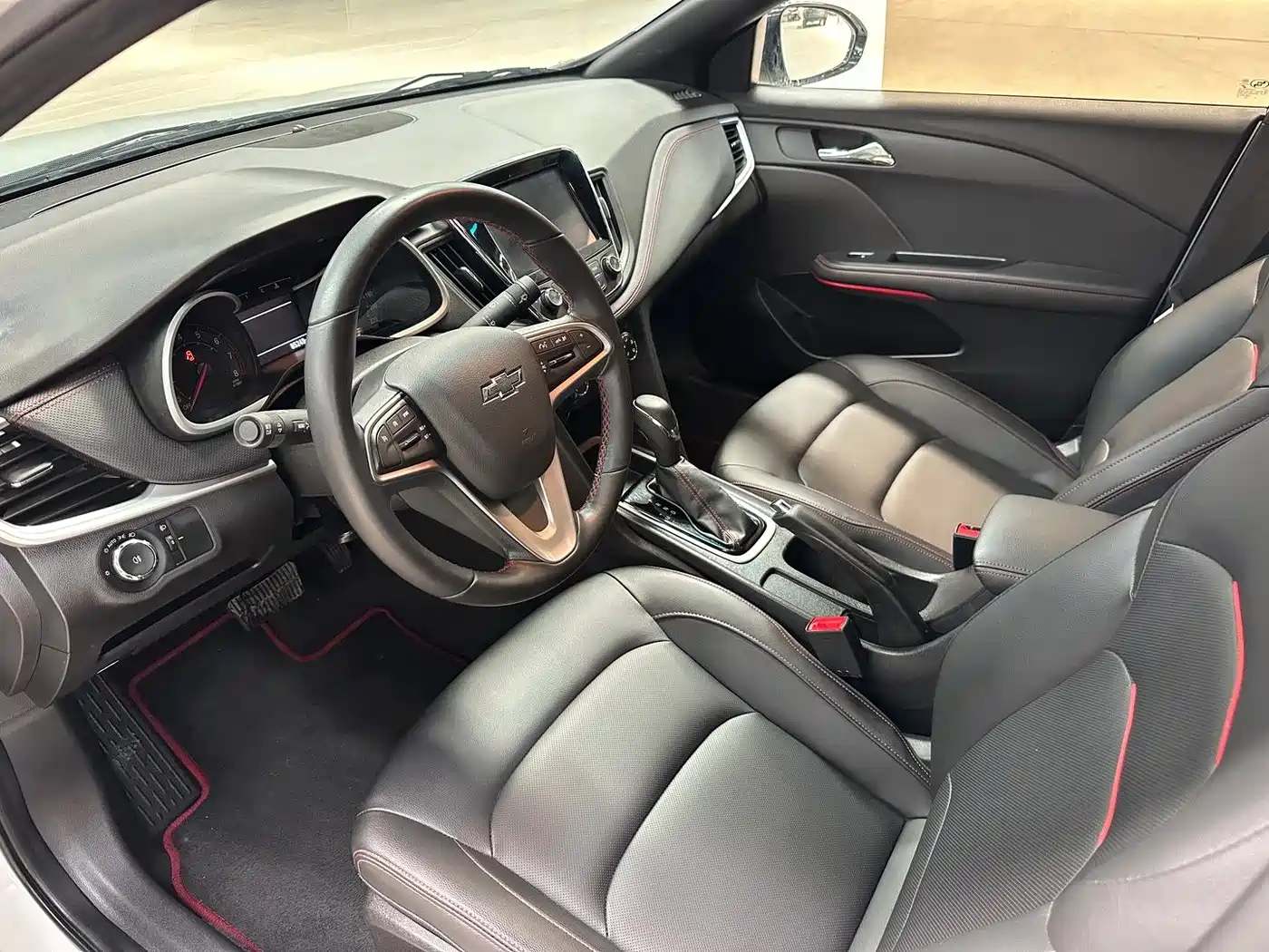 Chevrolet Monza 2019 RS 330T Auto Smooth Edition China VI фото 4