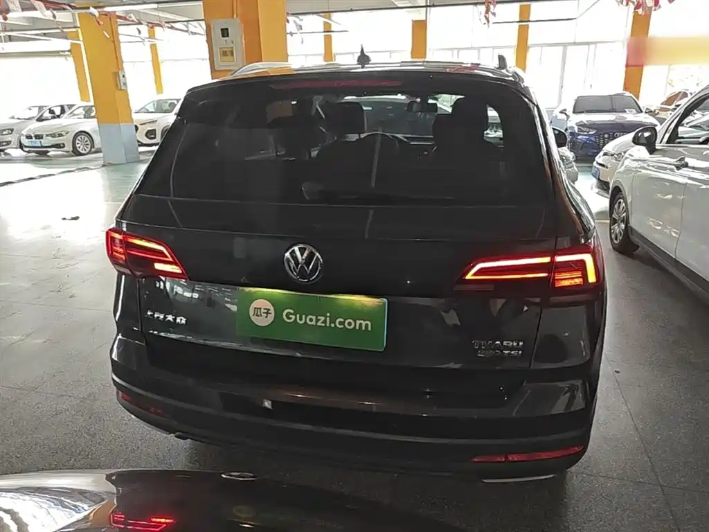 Volkswagen Tharu 2020 280TSI 2WD Comfort Edition China VI фото 6