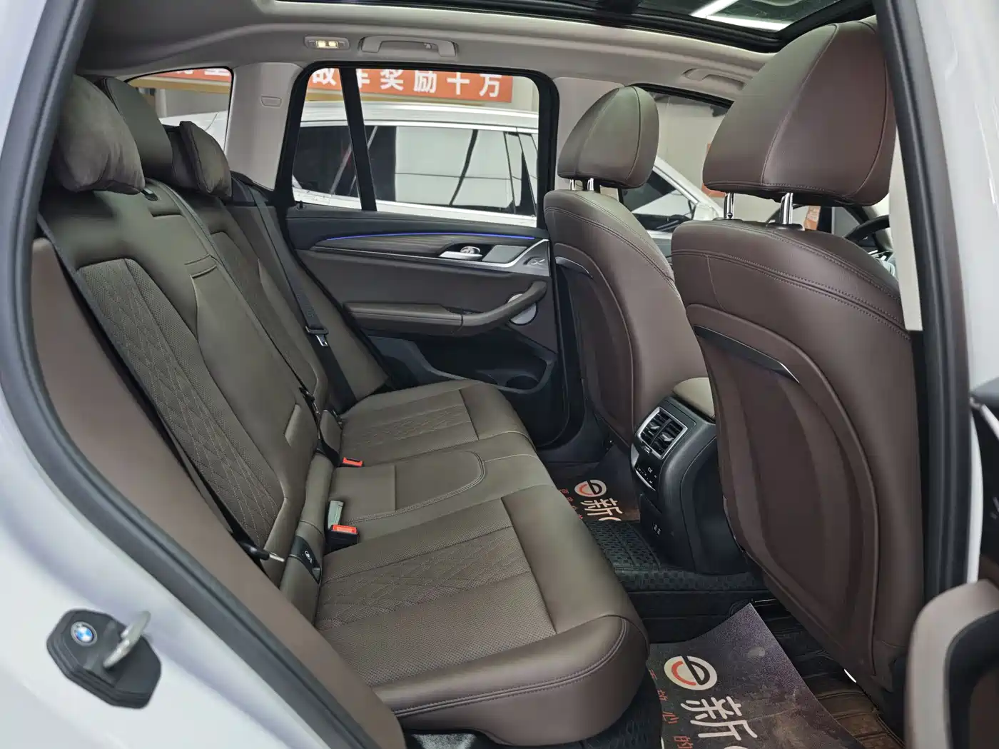 BMW X3 2022 xDrive30i Leading M Night Package фото 11