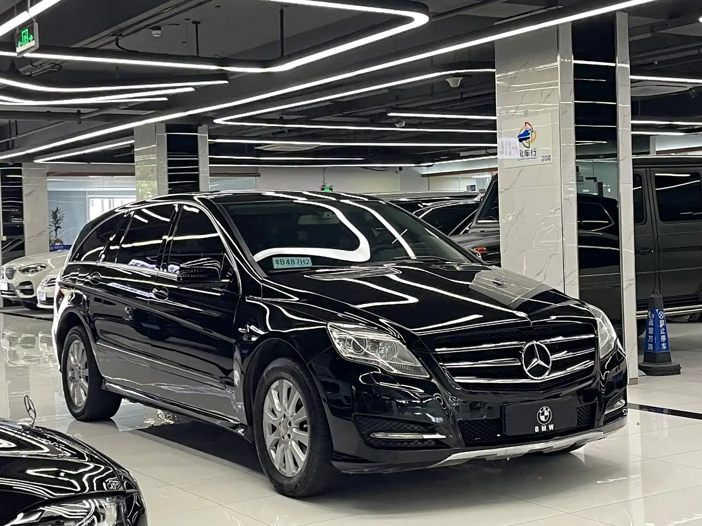 Mercedes-Benz R-Class 2017 R 320 4MATIC Business Collector's Edition фото 3