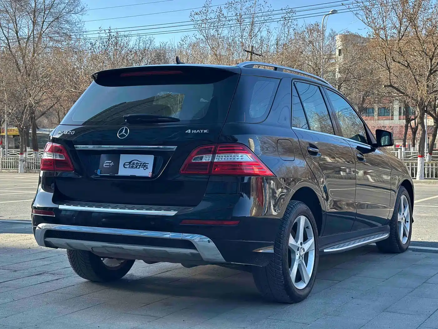 Mercedes-Benz M-Class 2014 ML 320 4MATIC фото 4