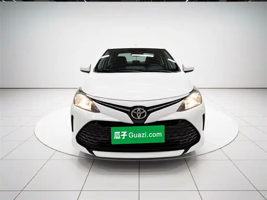 Toyota Vios FS 2017 1.5L CVT Fengchi Edition фото 3