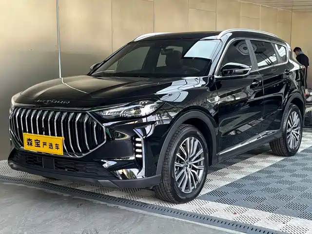  Jetour Jetour X70 PLUS 2025 Champion Edition 1.5T DCT Champion PRO 7-seater