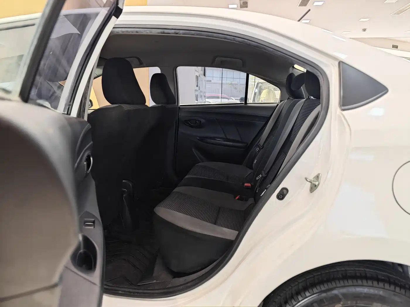 Toyota Vios 2022 1.5L 20th Anniversary Edition фото 21