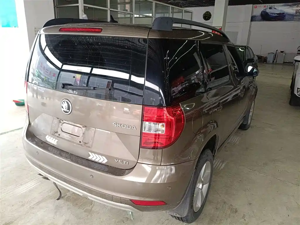 Škoda Yeti 2016 1.4TSI DSG Forward Edition фото 5