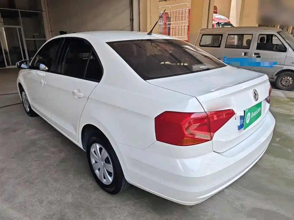 Volkswagen Jetta 2017 1.4L Manual Fashion фото 5