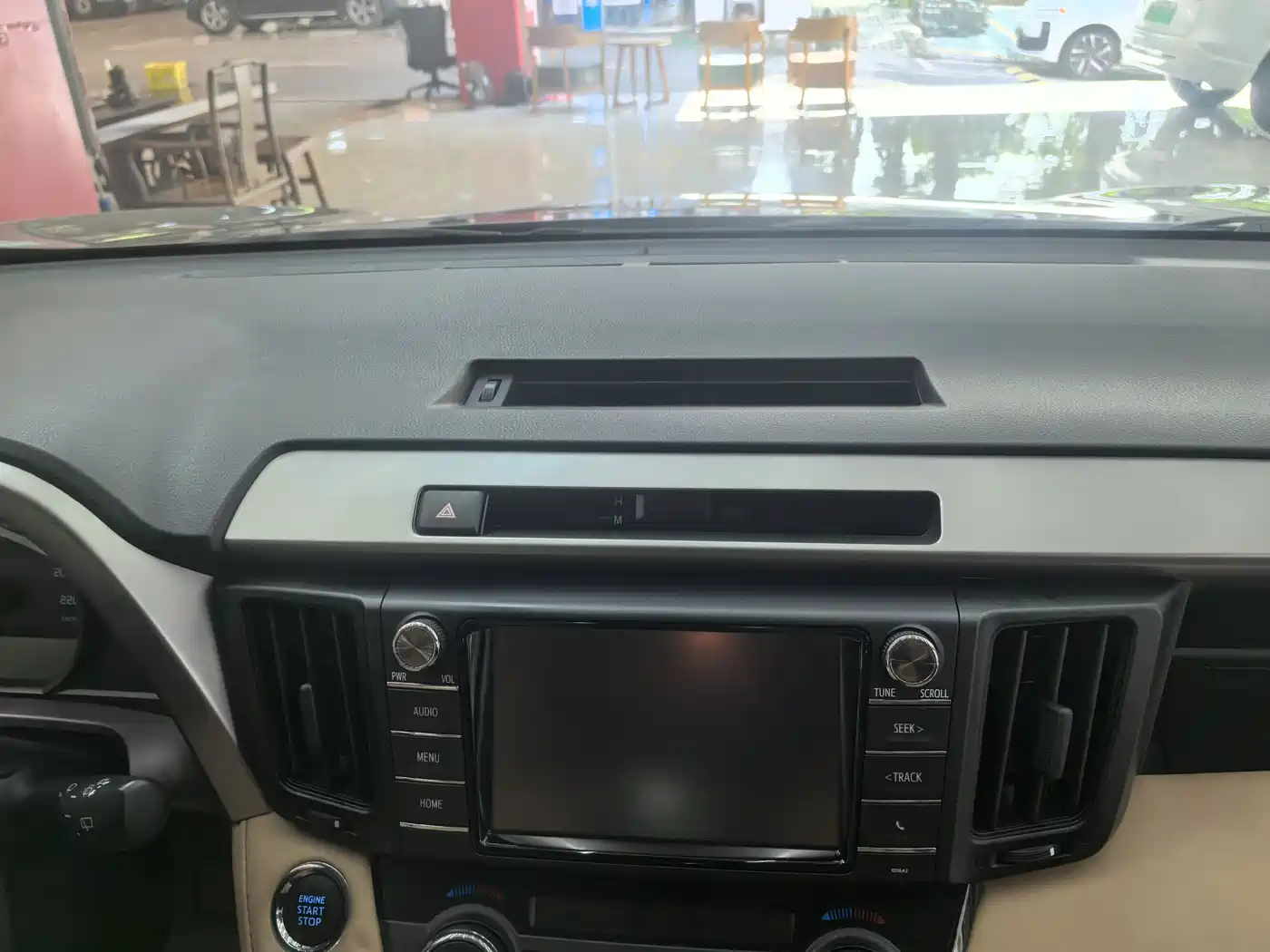 Toyota RAV4 Rongfang 2016 2.0L CVT 2WD Trend (China V) фото 19