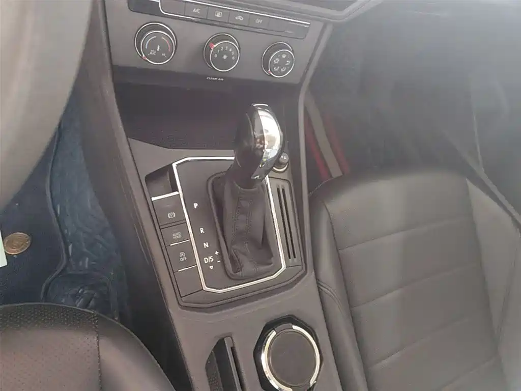 Volkswagen Lavida 2019 1.5L Automatic Comfort Edition China VI фото 14