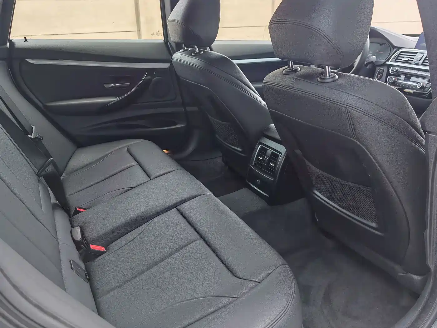 BMW 3 Series GT 2020 320i M Sport Package фото 20