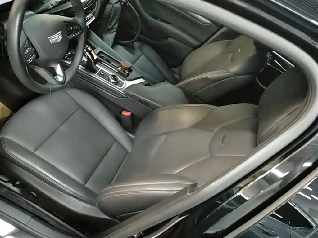 Cadillac CT5 2023 28T Platinum Style фото 15