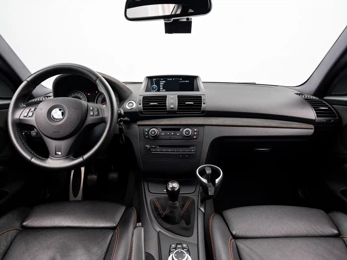 BMW 1 Series M 2011 1M Coupe фото 3