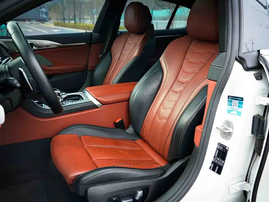 BMW 8 Series 2021 840i 4-door Coupe M Sport Package фото 23