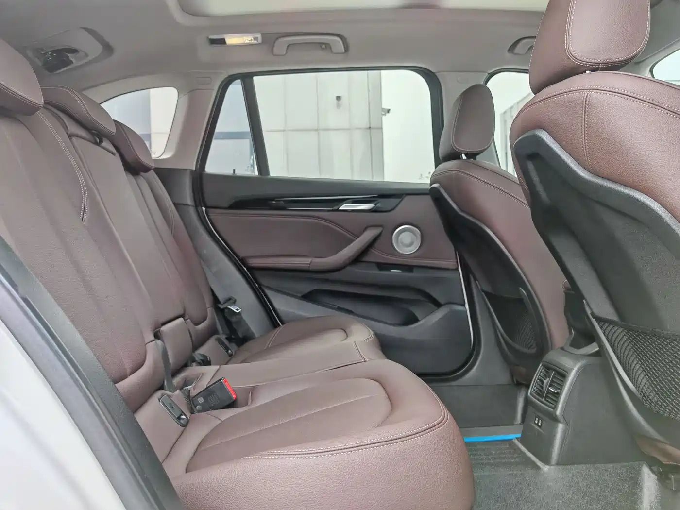 BMW X1 2022 sDrive25Li Leading фото 19