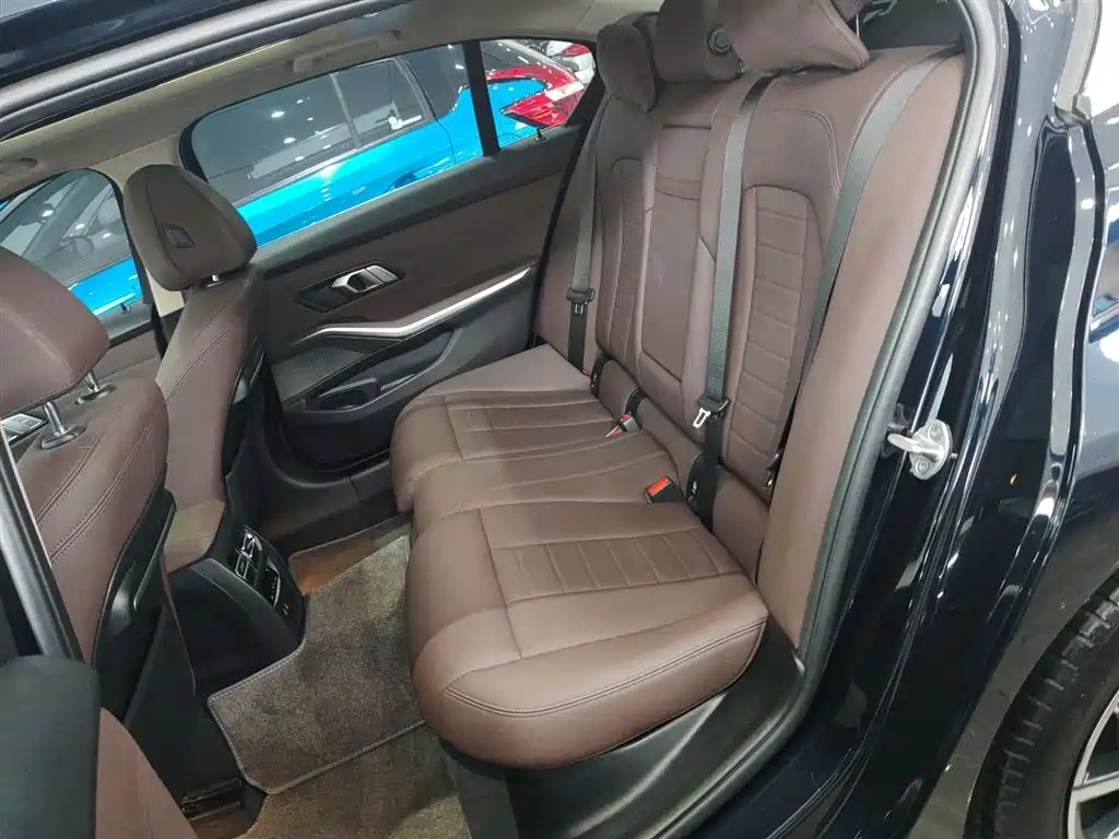 BMW 3 Series 2021 Second Facelift 320Li M Sport Package фото 17