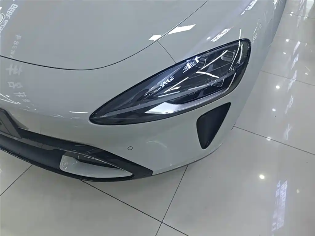 Xiaomi Auto Xiaomi SU7 2024 AWD Extended Range Advanced Smart Driving Max Edition фото 24