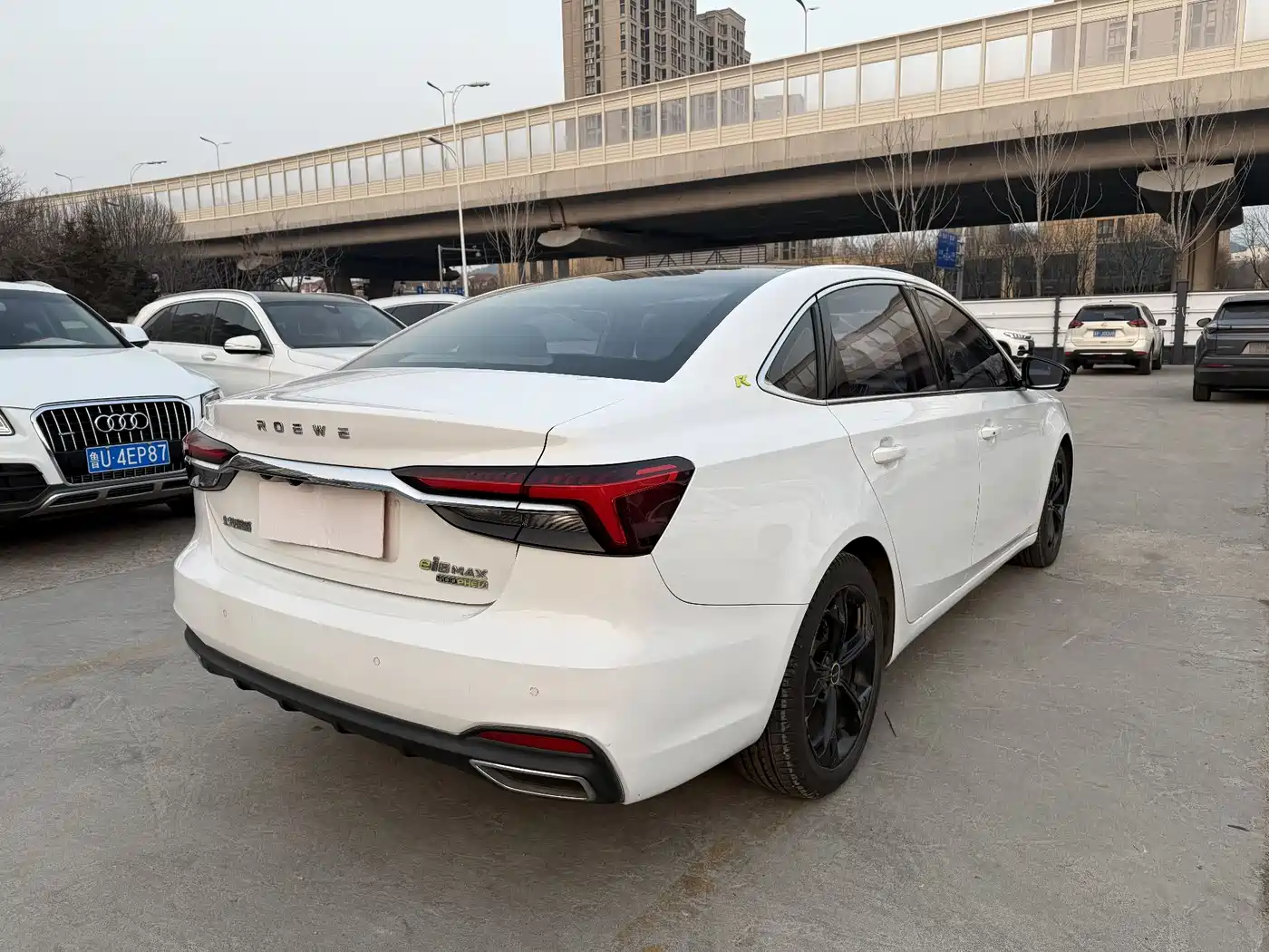 ROEWE I6 MAX NEW ENERGY