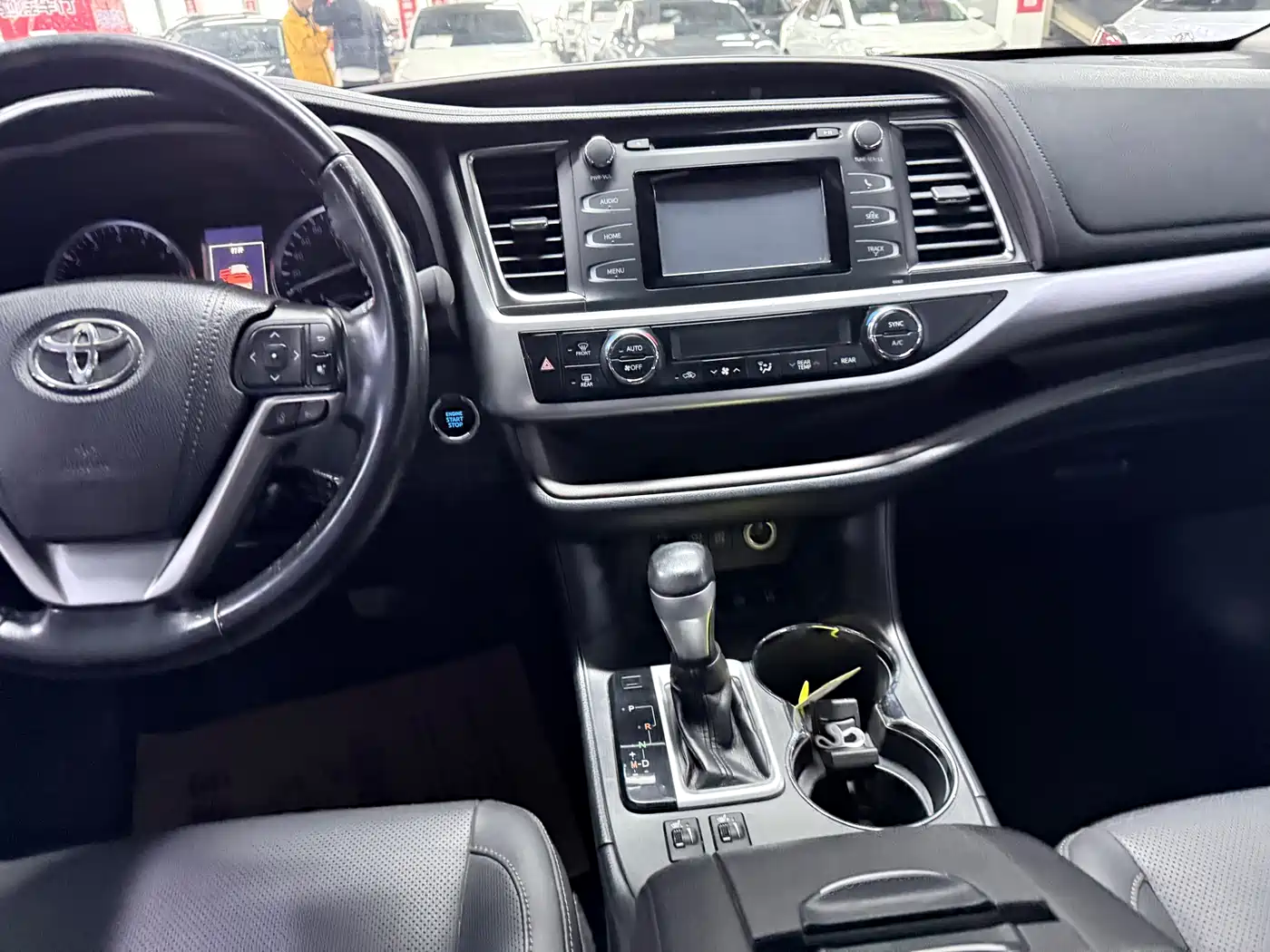 Toyota Highlander 2018 2.0T 4WD Luxury 7-seater (China V) фото 12