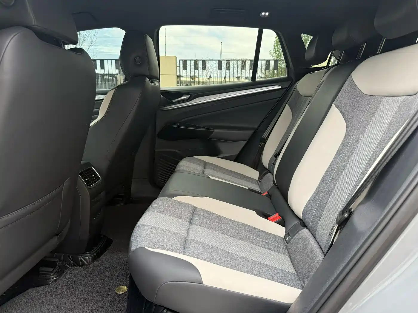 Volkswagen ID.4 CROZZ 2022 Long Range PRO Edition фото 5