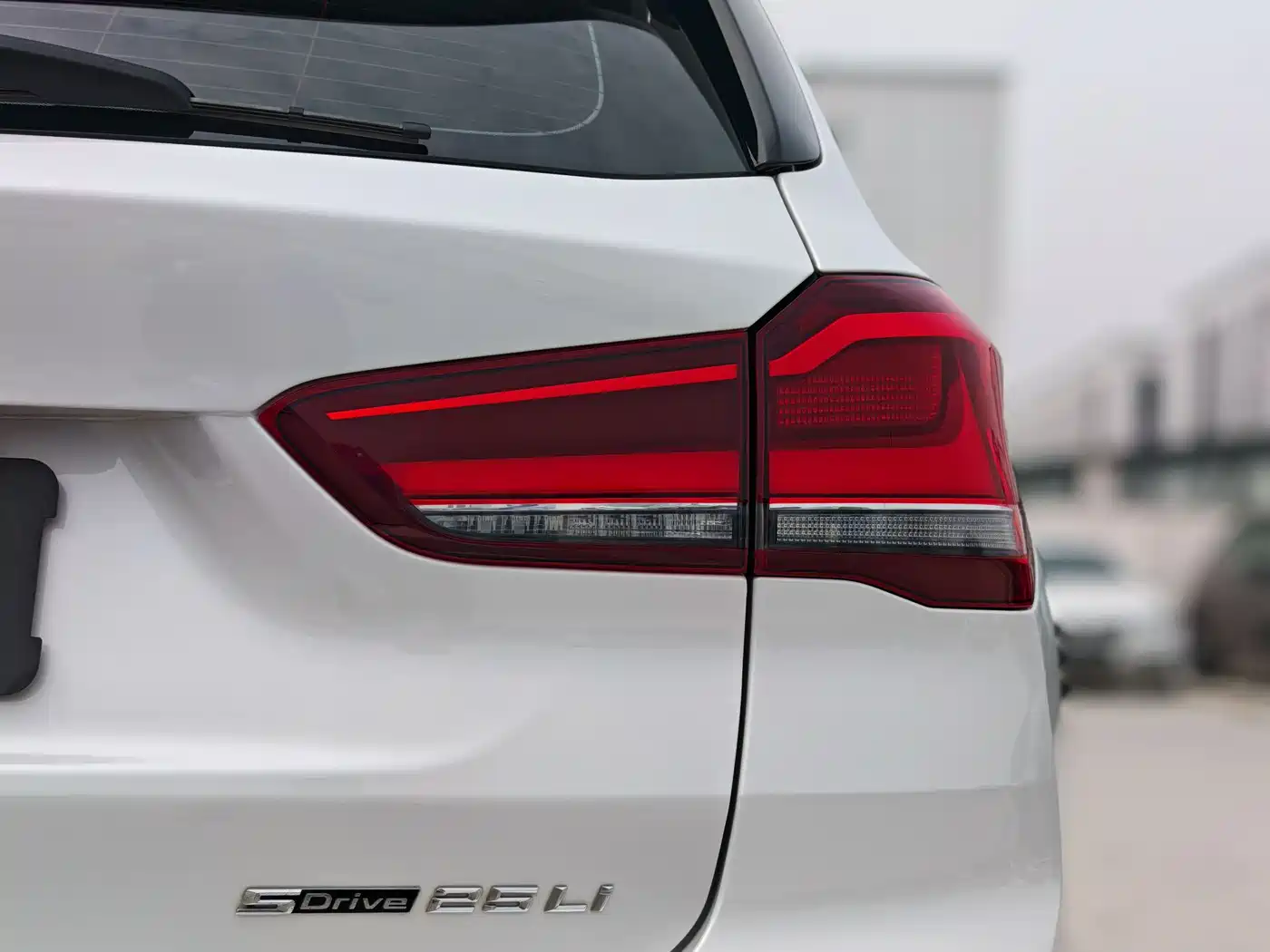 BMW X1 2022 sDrive25Li Leading фото 13