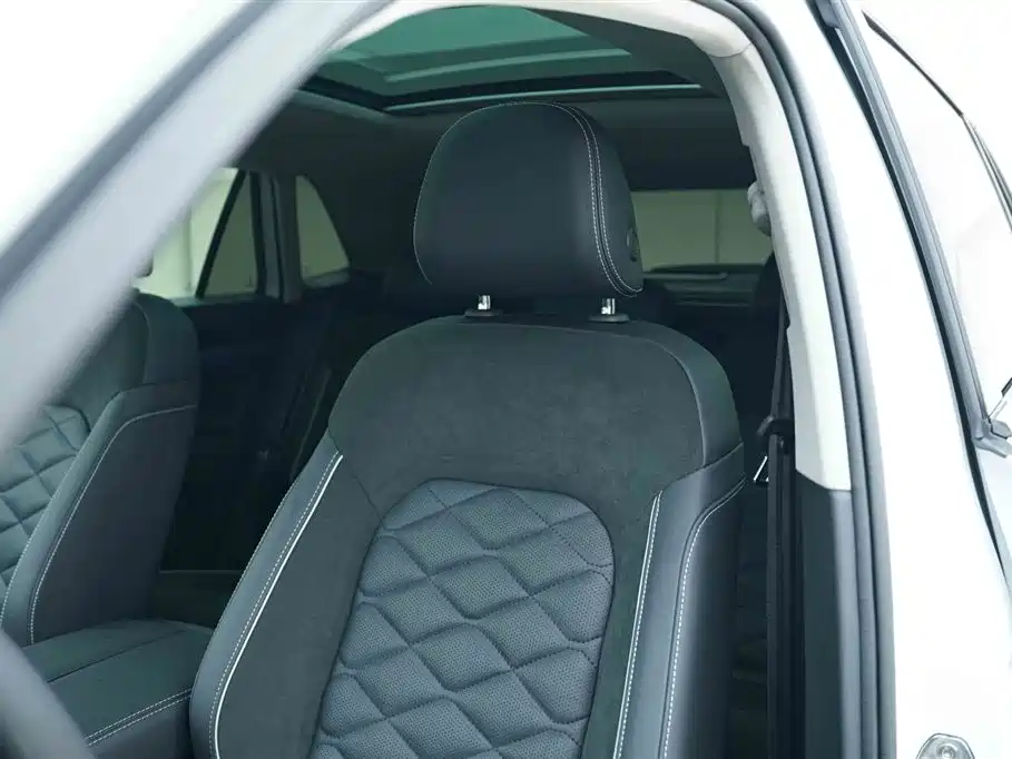 Volkswagen Teramont 2019 Model Teramont X 380TSI 4WD Prestige Luxury Edition фото 14