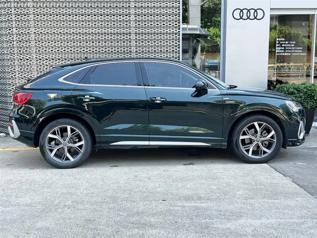 Audi Q3 Sportback 2020 40 TFSI Fashion фото 3