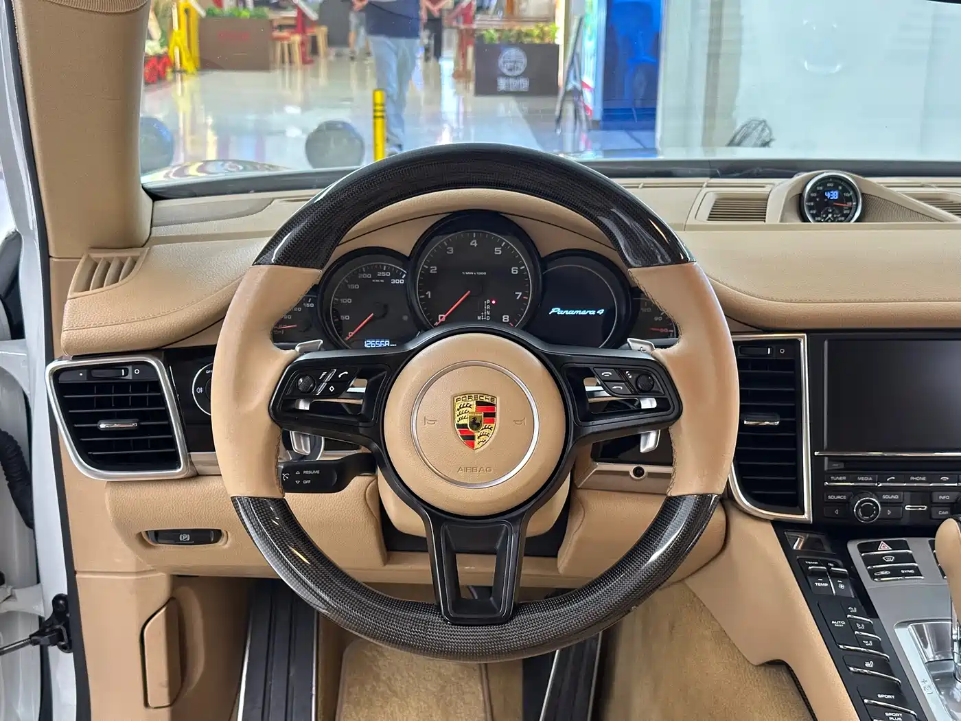 Porsche Panamera 2014 Panamera 4 3.0T фото 17
