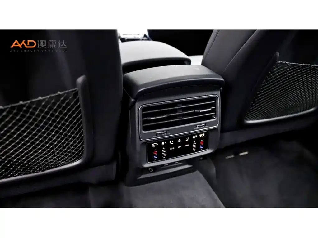 Audi Q8 2023 55 TFSI Luxury Sport фото 9