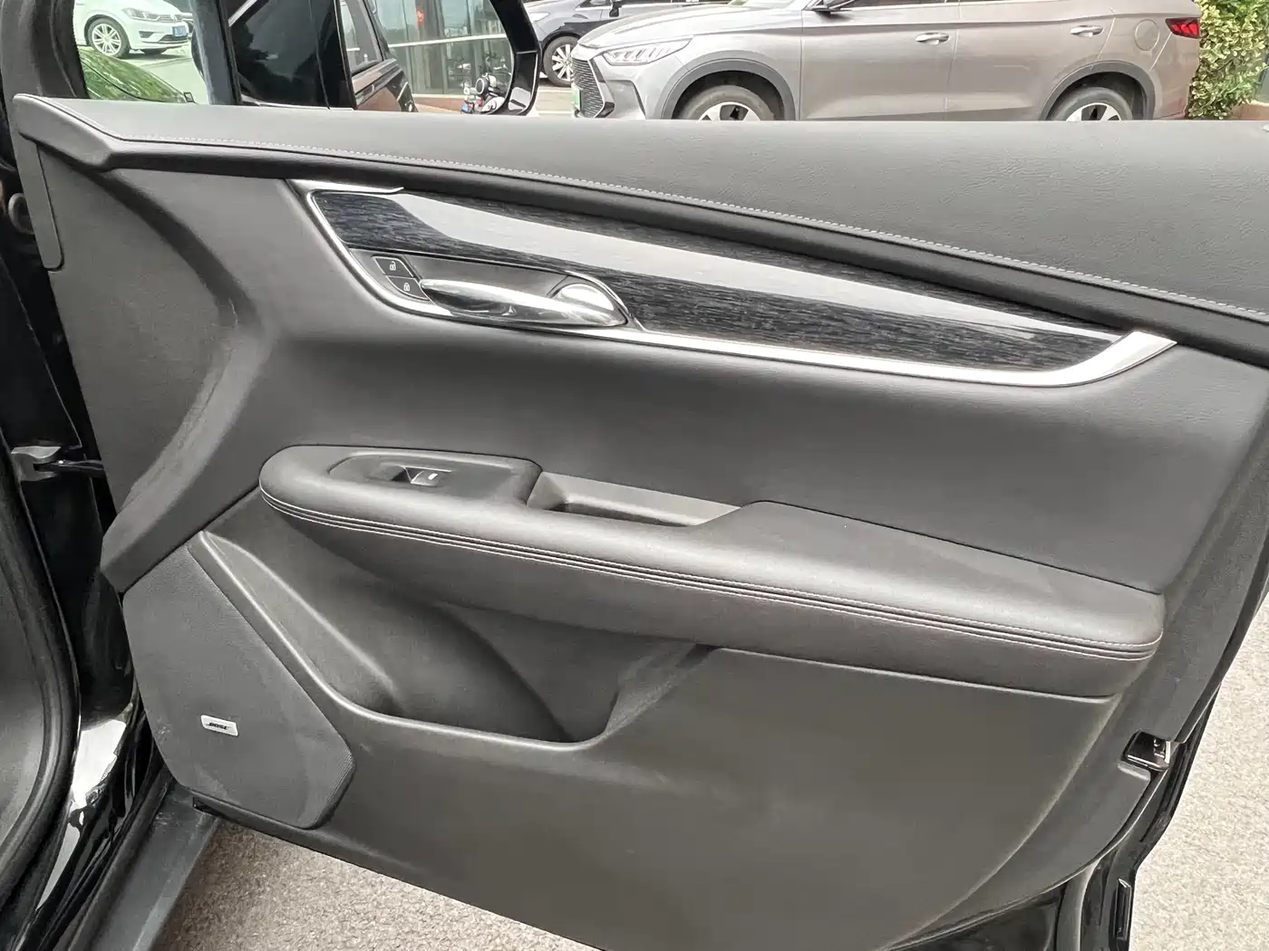 Cadillac XT5 2022 2.0T 2WD Luxury фото 16