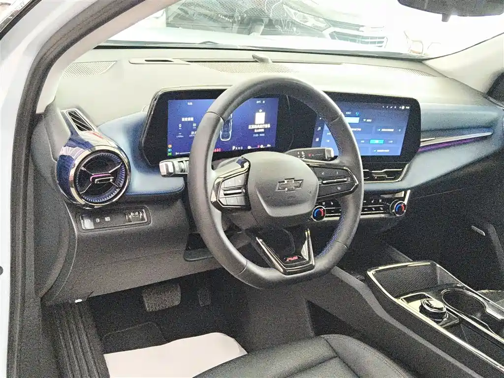 Chevrolet Equinox Plus 2024 102km RS Ultimate Edition фото 10