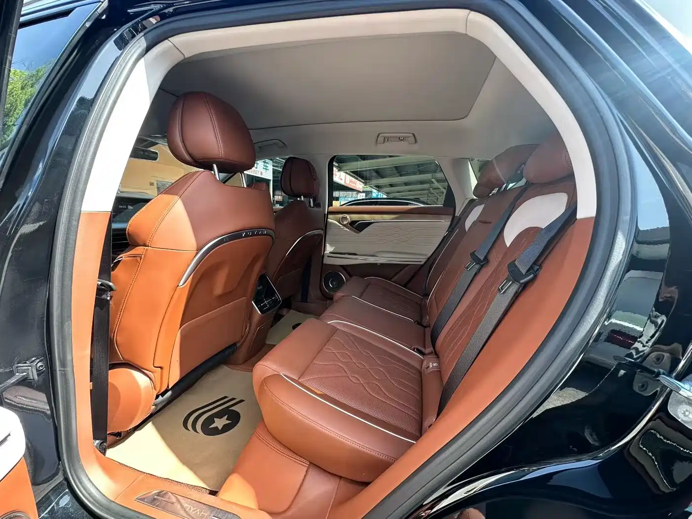 Voyah Auto VOYAH FREE 2024 Ultra Long Range Intelligent Driving Edition фото 6