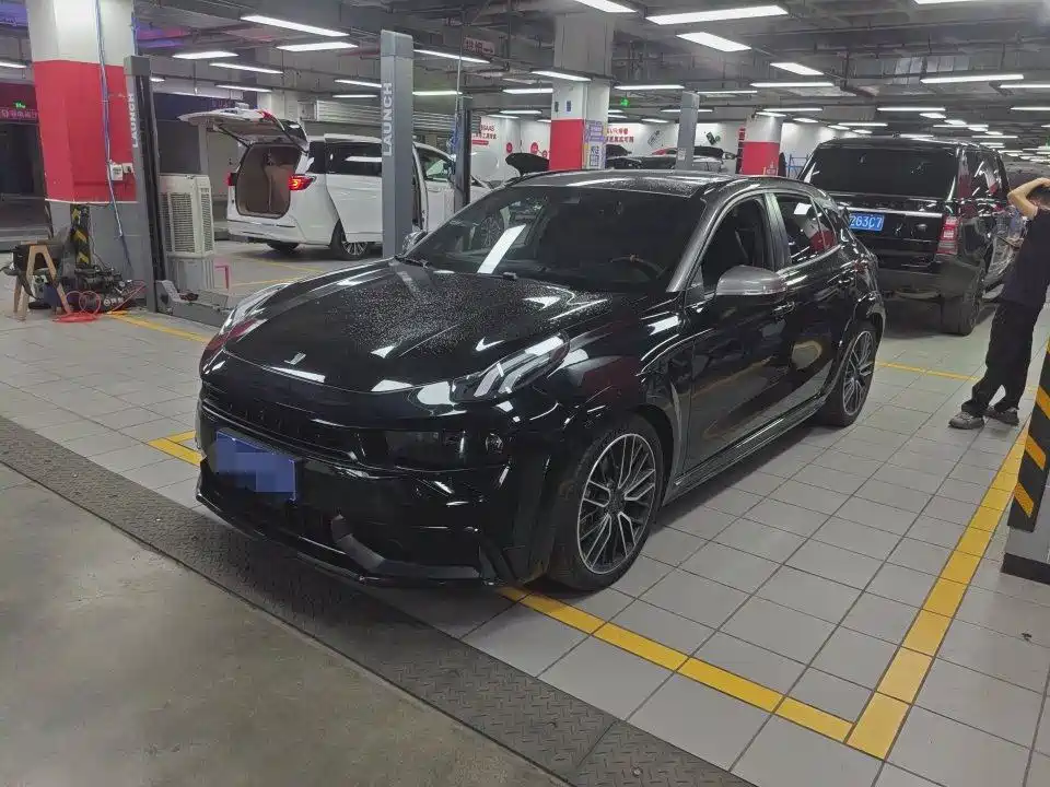 Lynk & Co 02 Hatchback 2021 2.0TD Halo Driving Control Package Edition