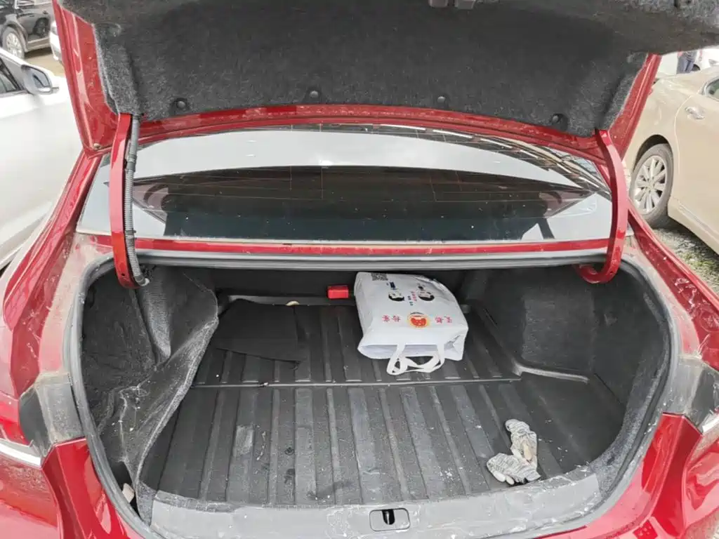 Фото 19 - Buick Excelle