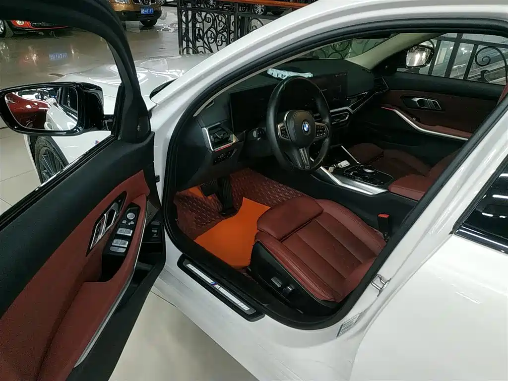 BMW 3 Series 2023 325Li M Sport Black Night Package фото 12