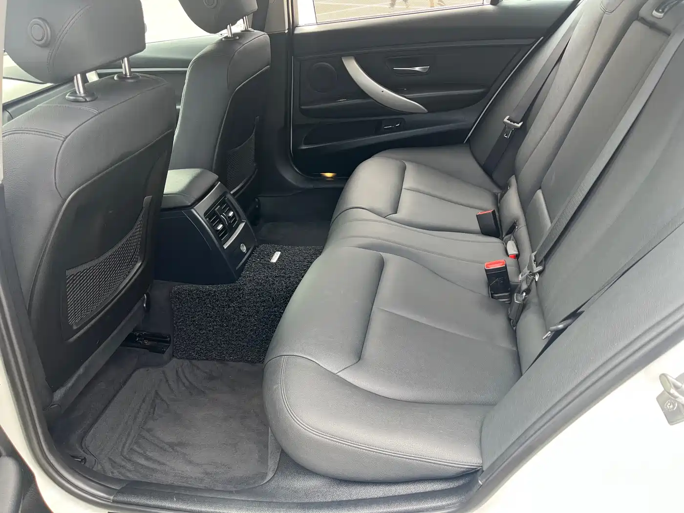 BMW 3 Series 2015 320Li Fashion фото 6