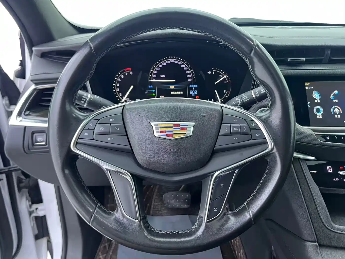CADILLAC XT5