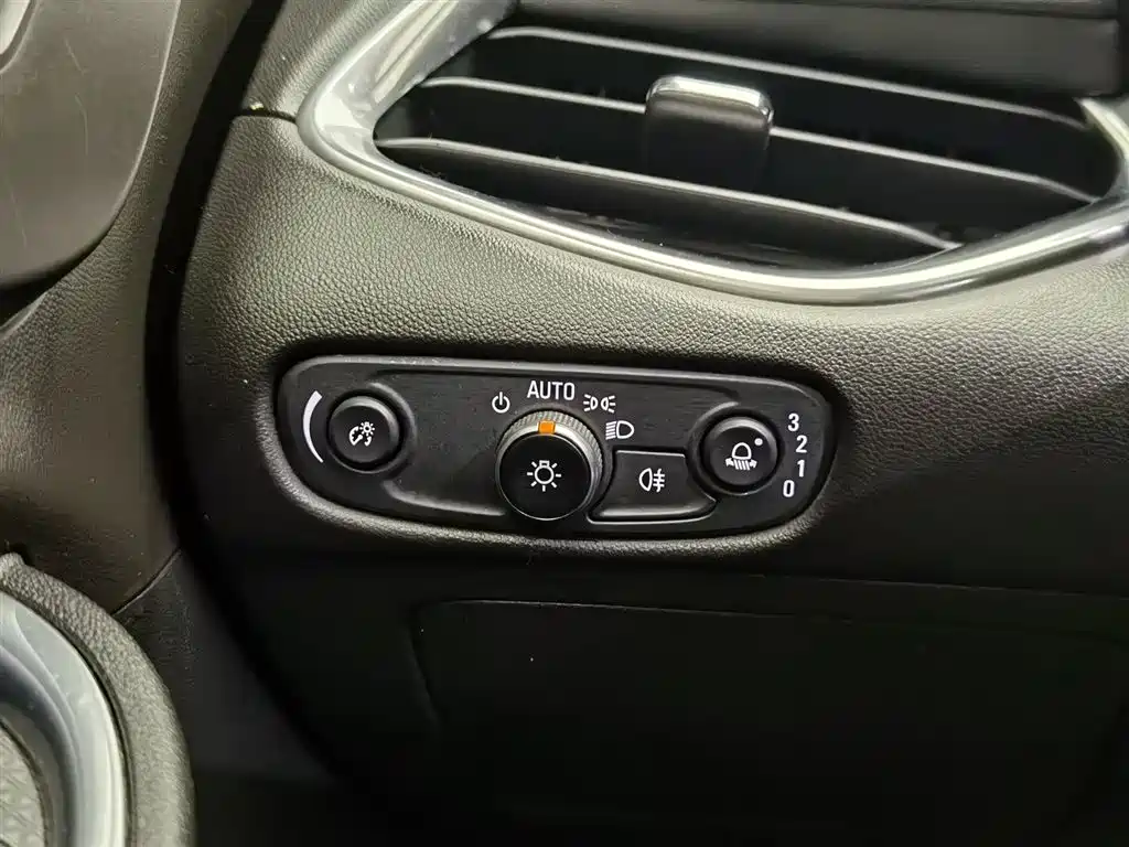 Chevrolet Malibu XL 2019 535T CVT Dynamic Edition фото 21