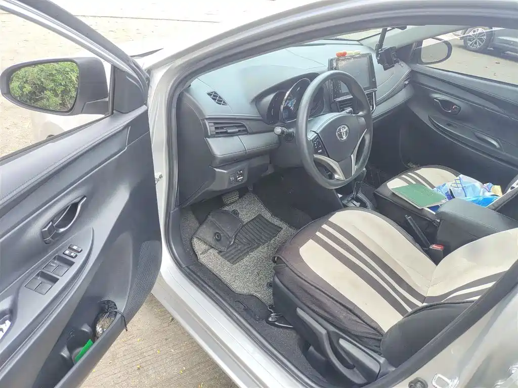 Toyota Vios FS 2021 1.5L CVT Fengchi Edition фото 14