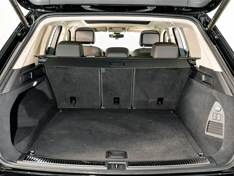 Volkswagen Touareg 2022 3.0TSI Rui Xiang Edition Gloss Black Sport Package фото 26